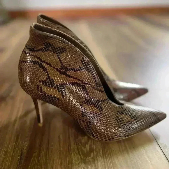 Gianvito Rossi Python Booties NWOT - Picture 12 of 12